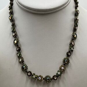 Sorrelli Vintage Signed Green Tapestry
Floral Station Choker Necklace
Antiqued